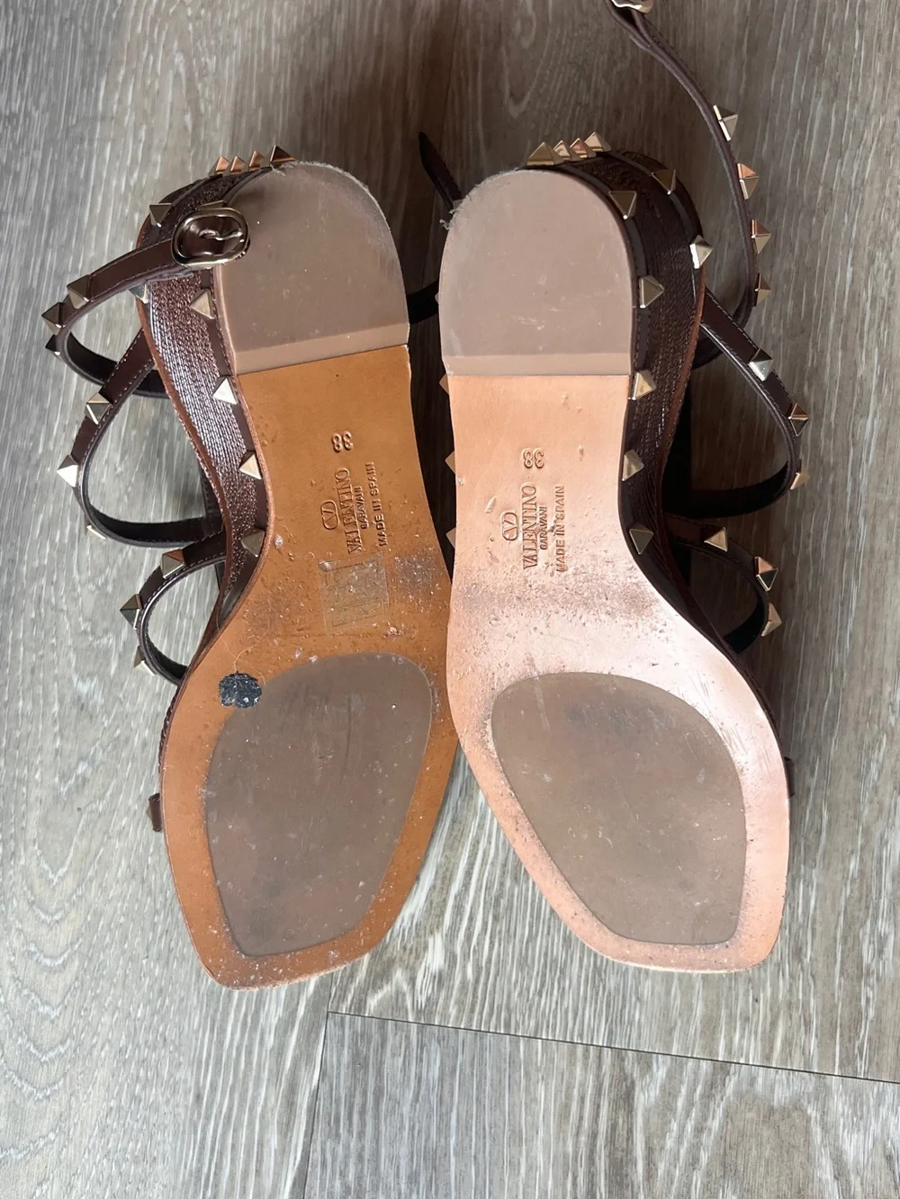 Rockstud Calfskin Wedge Sandal With Cornely Embroidery 80Mm
